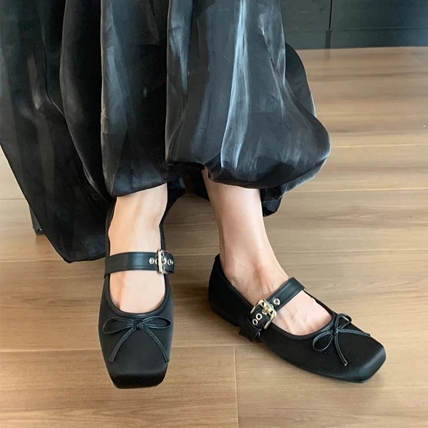 法式百搭晚风芭蕾舞鞋女赫本风搭扣玛丽珍鞋绸缎方头浅口复古单鞋