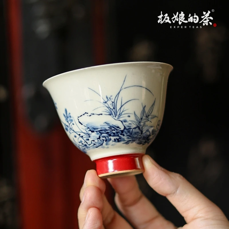 板娘的茶 景德镇手绘雨香斋宫墙红青花兰草山石主人杯