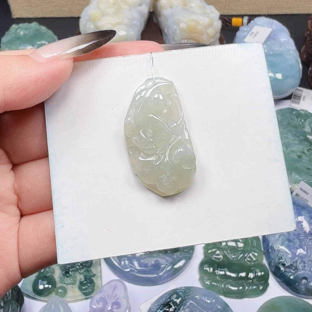 翡翠未镶嵌挂件翡翠