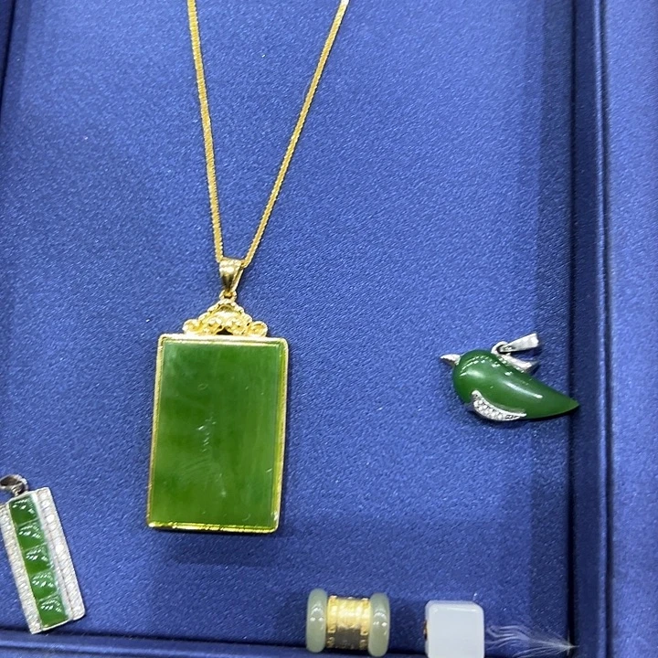 和田玉未镶嵌颈饰多样性发货