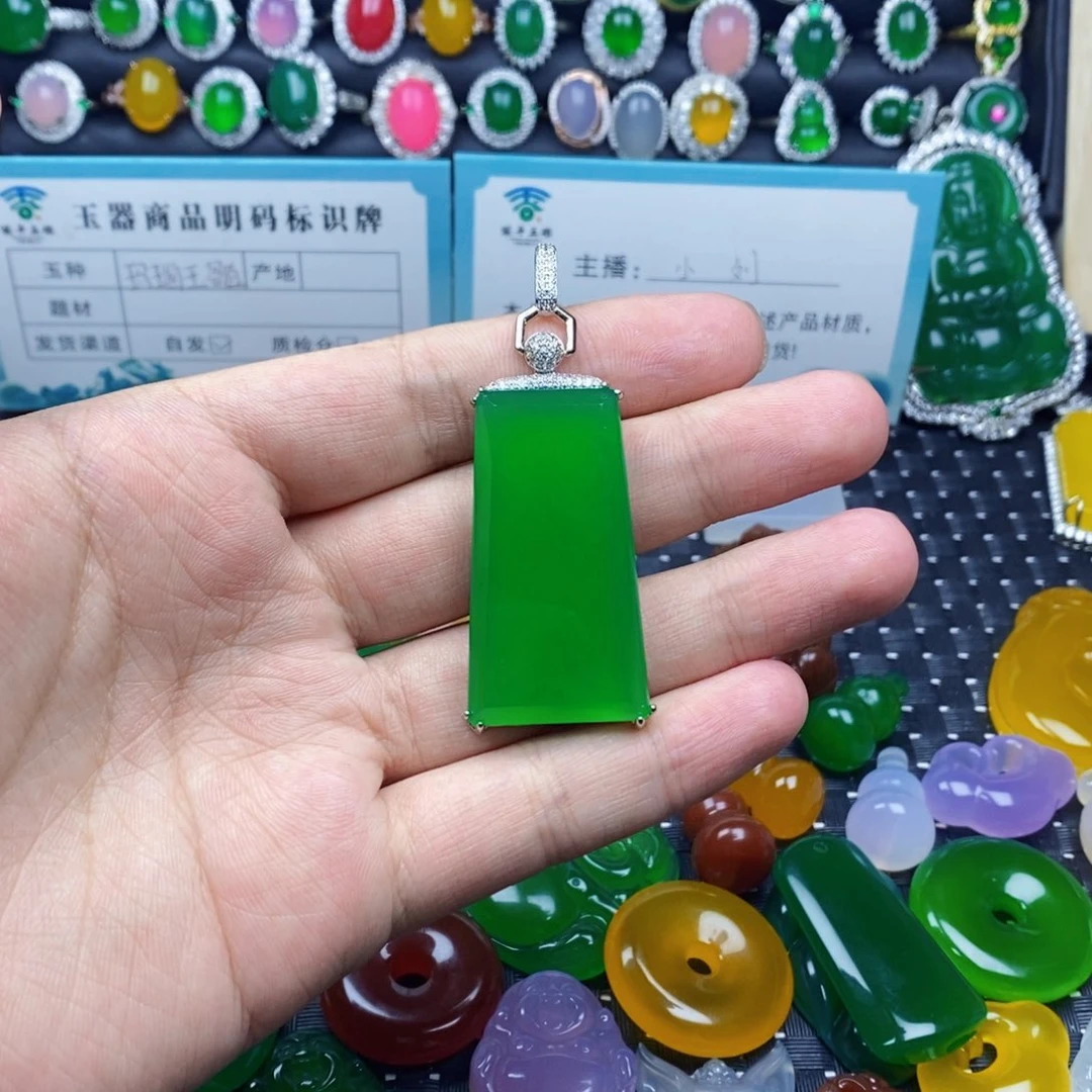 J****合金颈饰玛瑙/玉髓