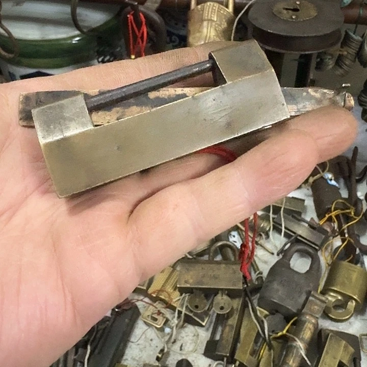 雪***庐锁好锁上吧好的谢谢我会等