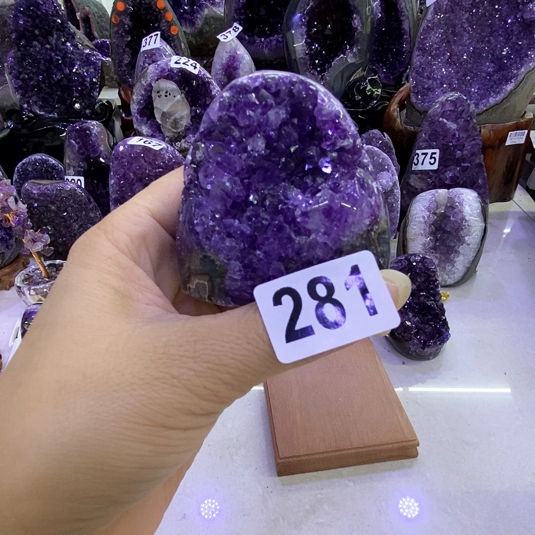 未镶嵌大型摆件（非配饰）紫晶