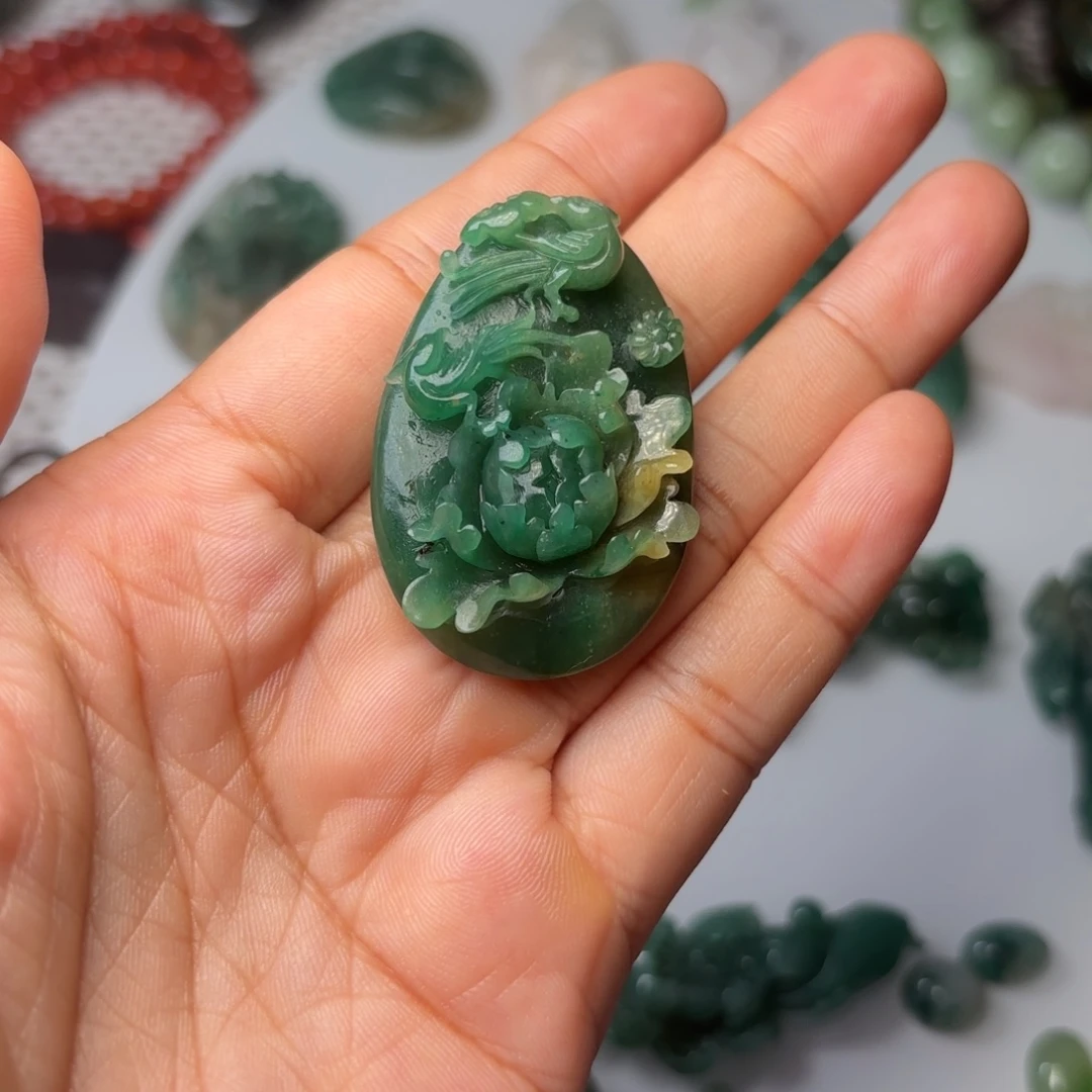 未镶嵌独山玉颈饰独玉花挂件