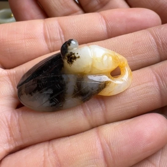 和田玉挂件未镶嵌金*