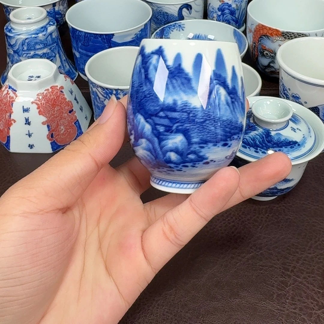 现代景德镇陶瓷杯
