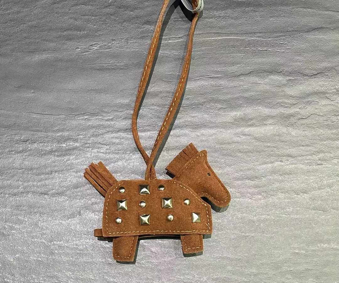 可爱风便携款包挂件战马