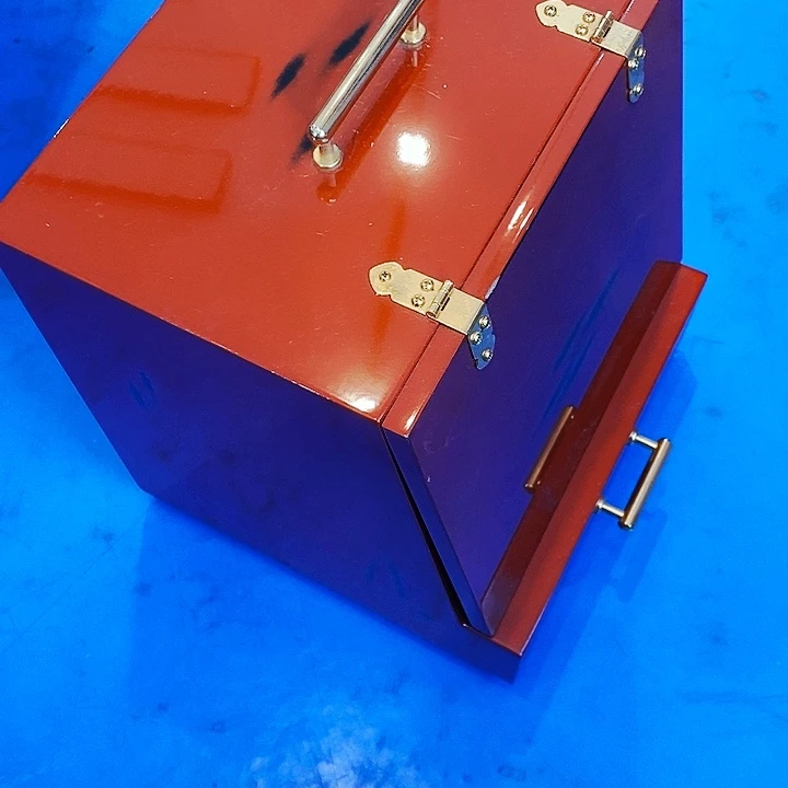 四海瓷器杂项如图所示再*