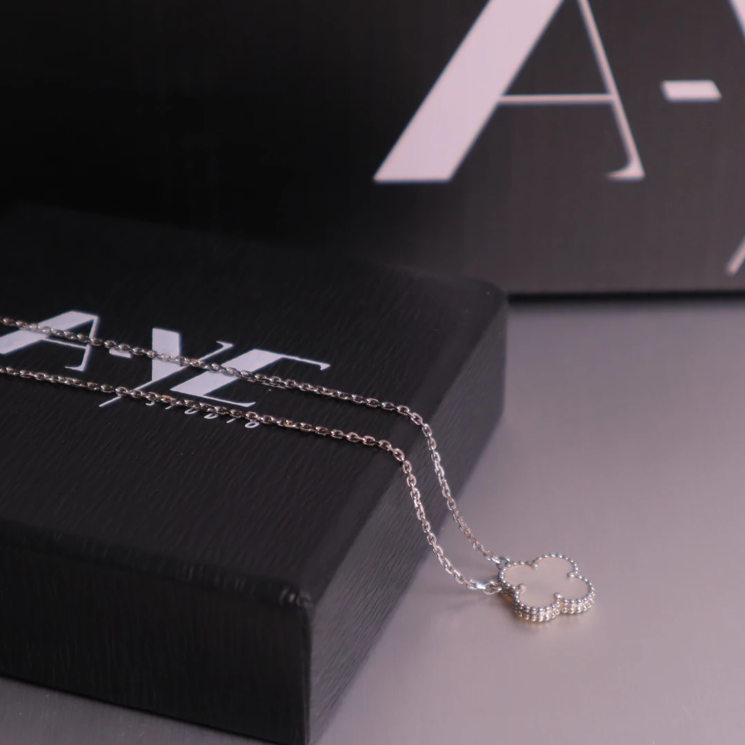 坠链均925银 花花项链（白花）气质时尚小众经典精致