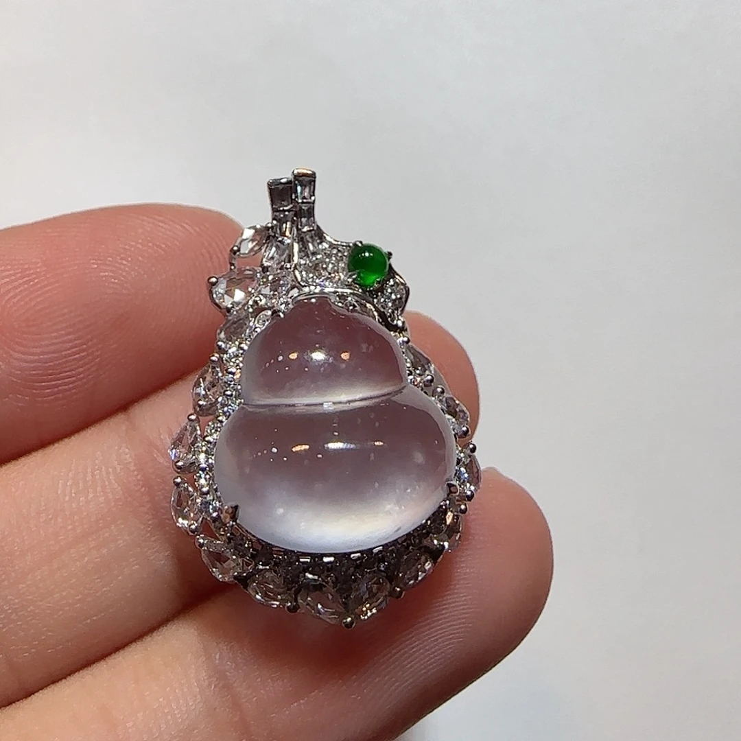 翡翠18K金镶嵌吊坠(不含链)葫芦