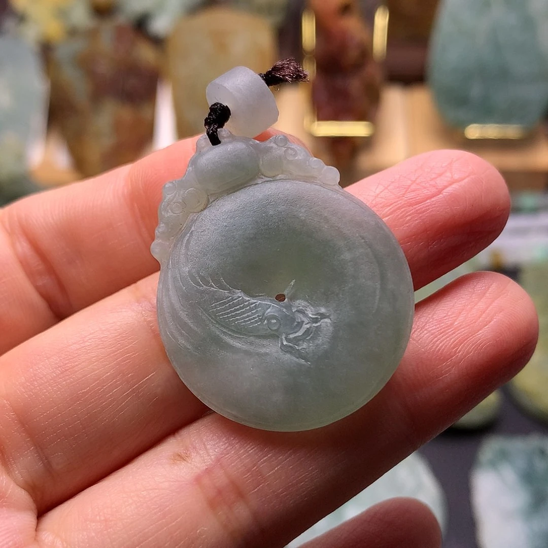 定制翡翠未镶嵌翡翠