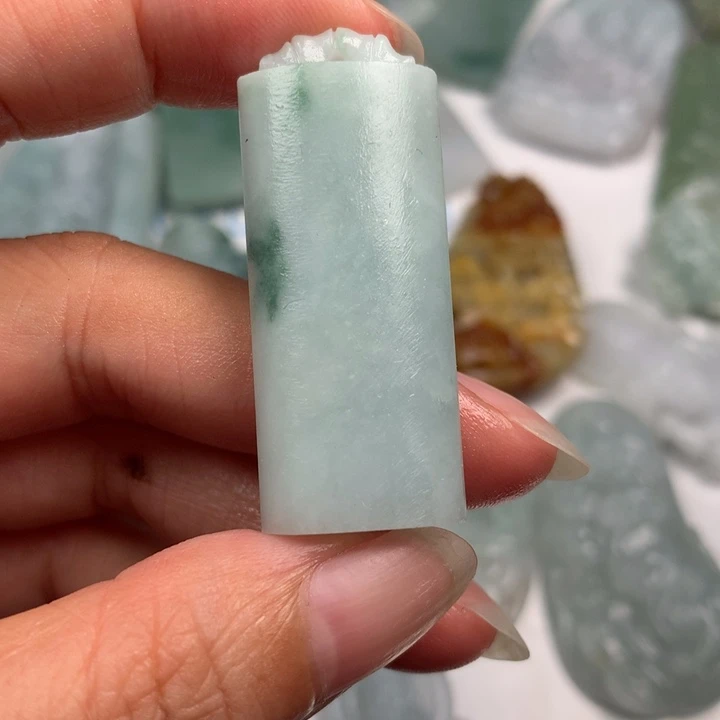 未镶嵌定制翡翠翡翠