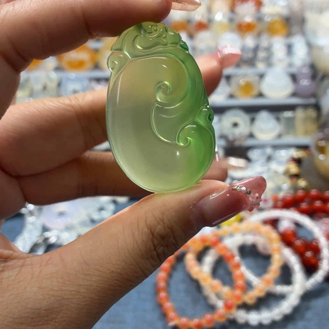 彭****玛瑙/玉髓未镶嵌吊坠(不含链)