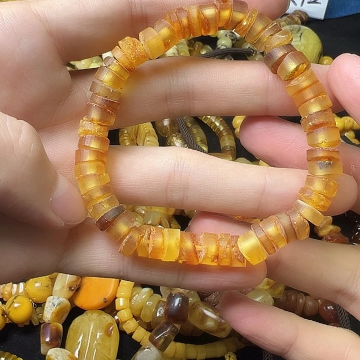 琥珀未镶嵌珠宝奇石