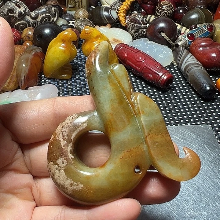 和田玉未镶嵌挂件