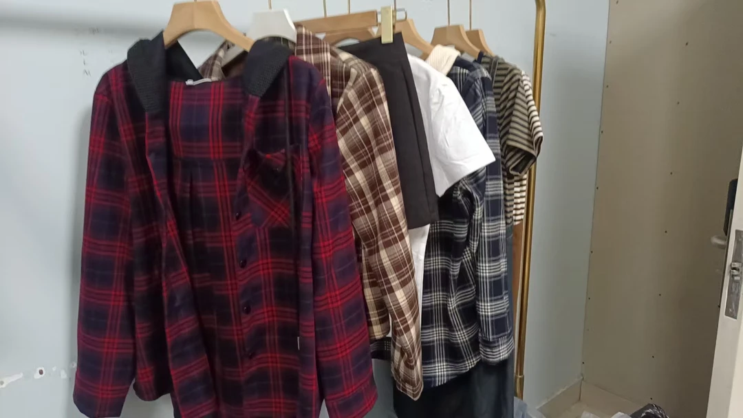 精美上衣小件随机发送