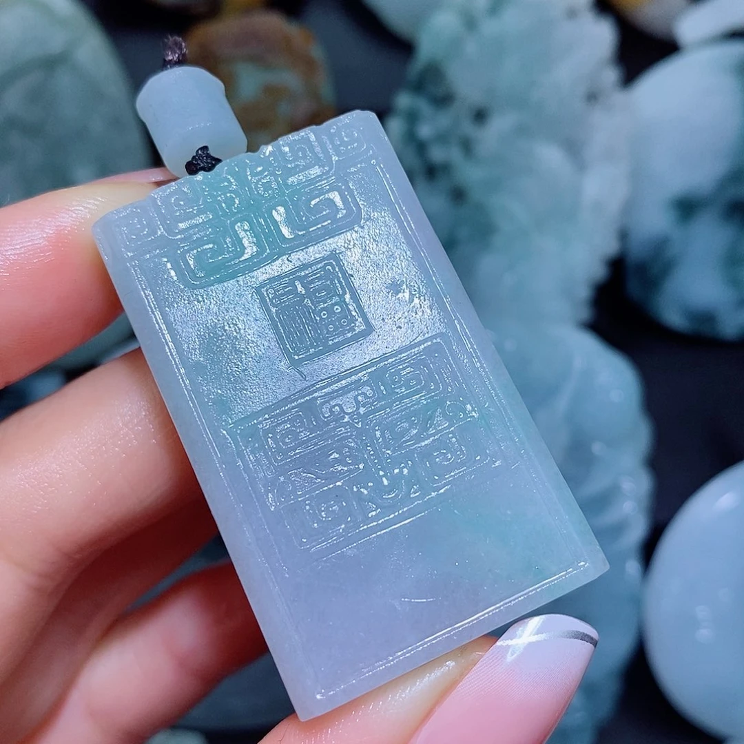 定制翡翠未镶嵌翡翠