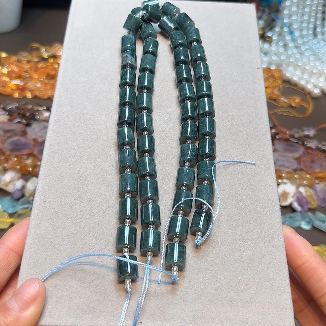 玛瑙/玉髓合金珠宝半成品10✖️10mm高品翡翠圆柱一条