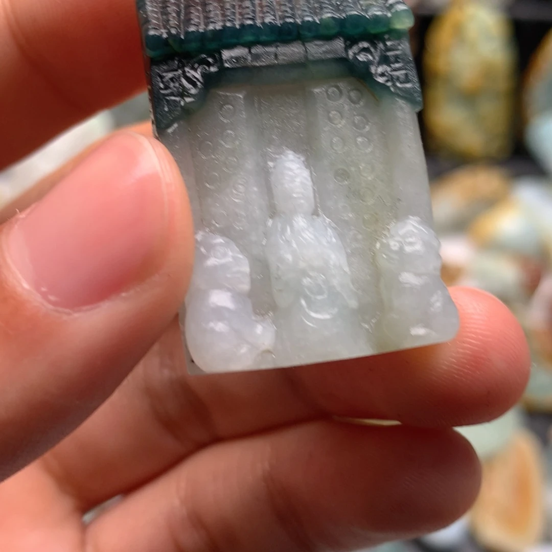 定制翡翠未镶嵌翡翠