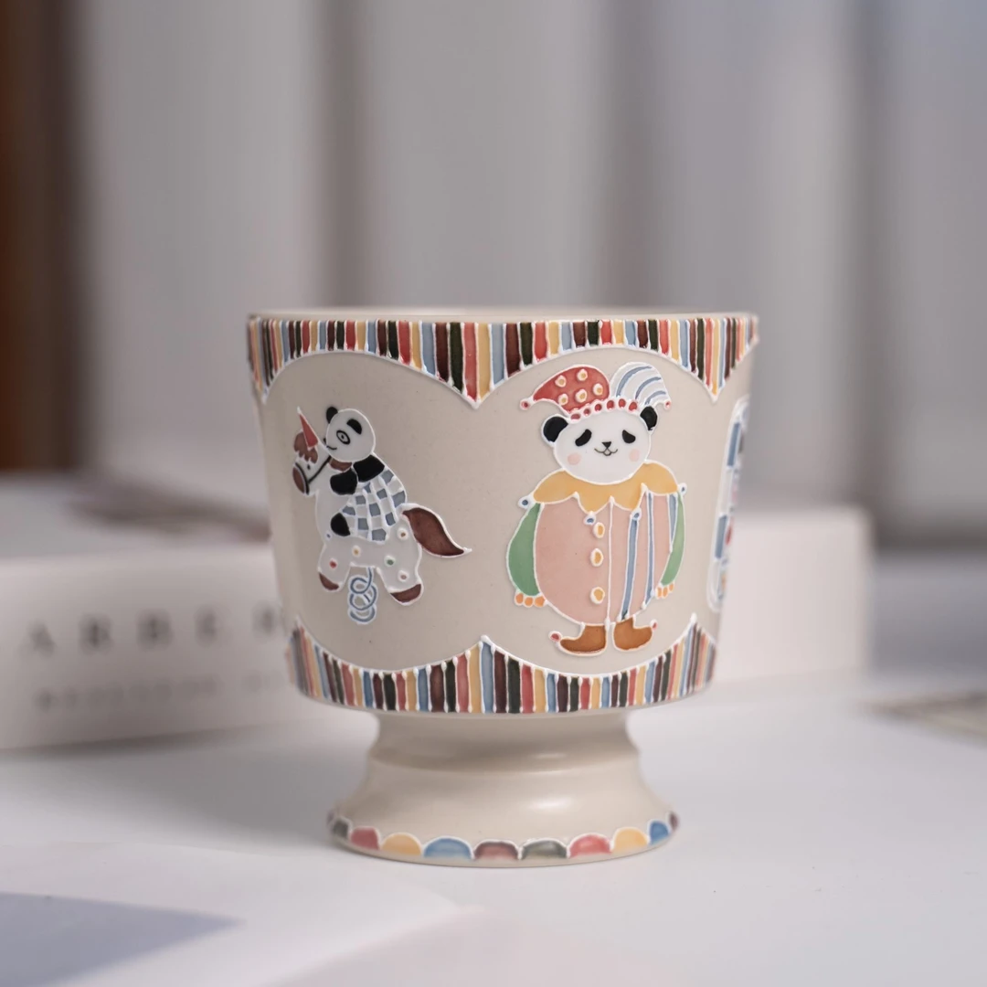 上禾下皿 | 马戏团系列彩条马戏团熊猫带足猪口杯