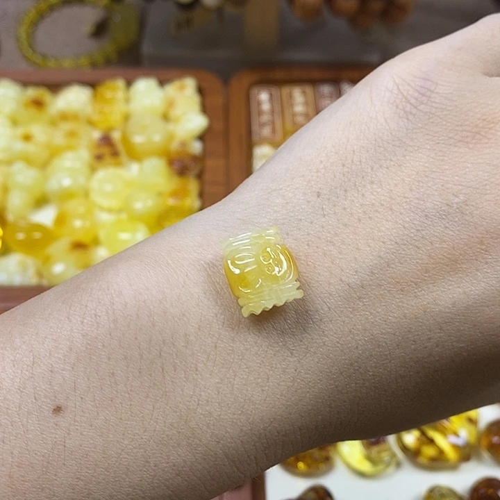 吊坠橄榄核糖果包16