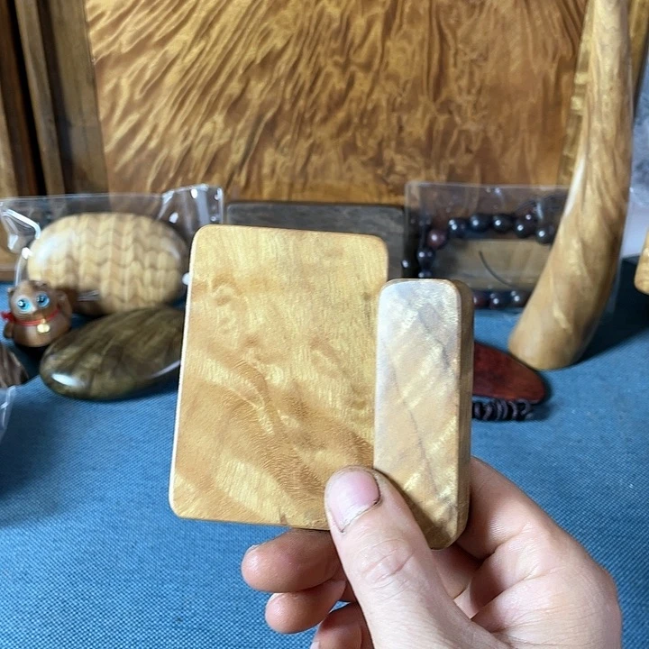 【闪购商品】s*s金丝楠木无事牌吊坠