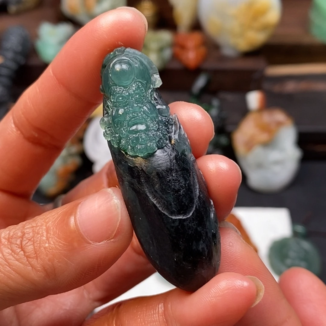 用***3定制翡翠未镶嵌毛货抛光