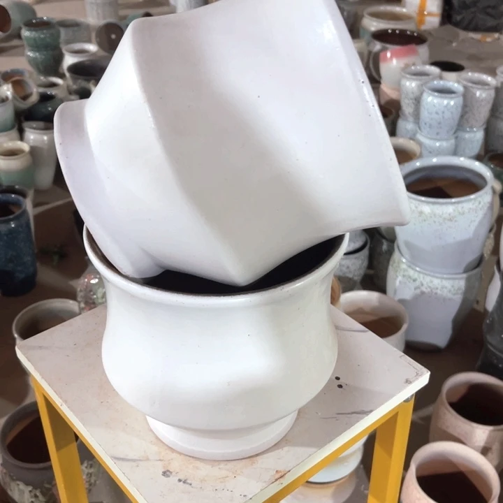 紫砂花盆口径20高度20两只正品