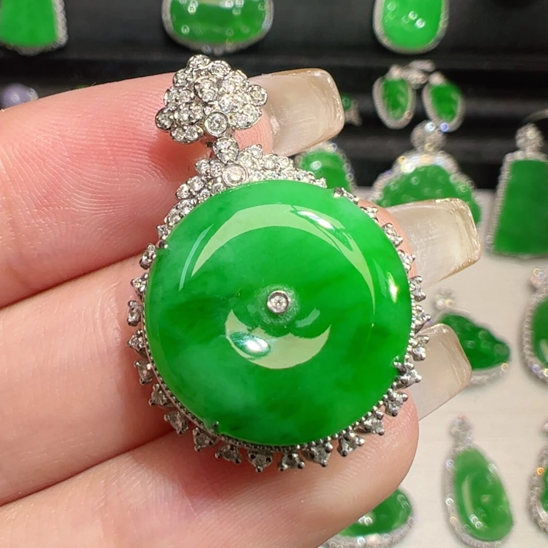 翡翠18K金镶嵌吊坠(不含链)