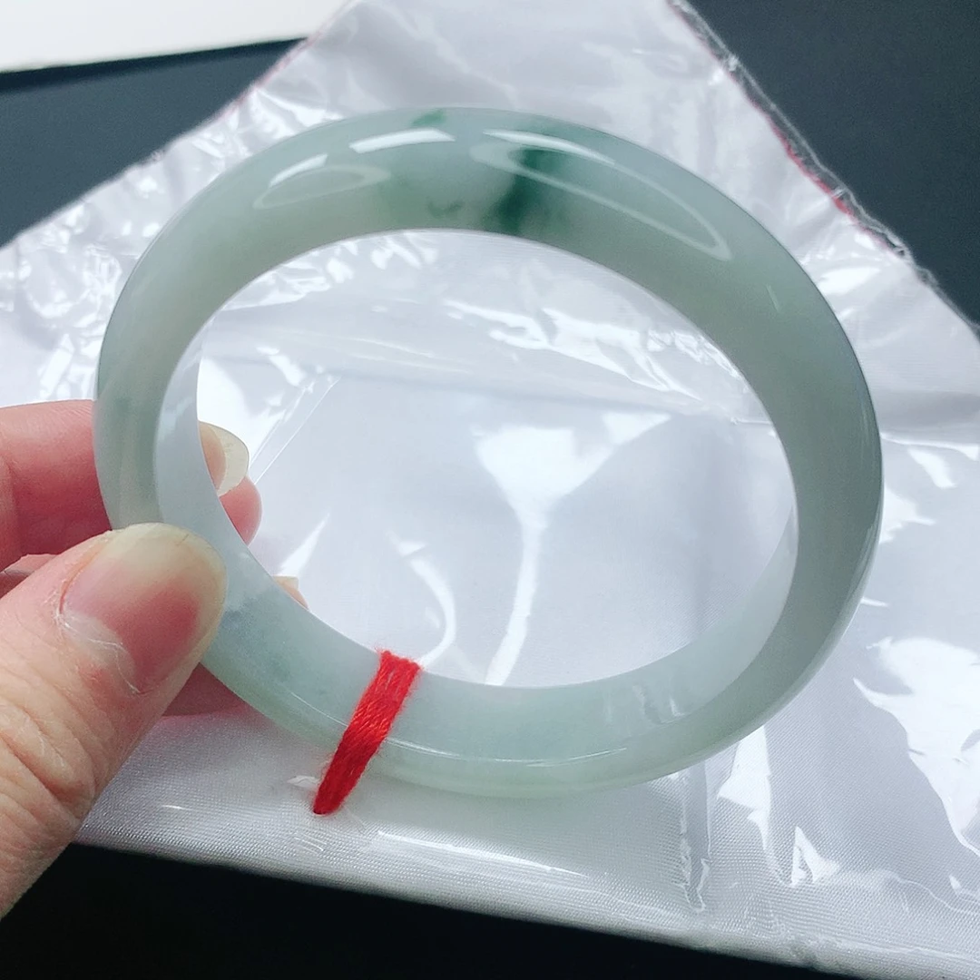 翡翠手镯未镶嵌缅甸天然A货翡翠