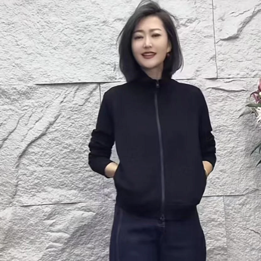 黑色立领拉链卫衣女士2025春季新款气质显瘦休闲百搭长袖开衫外套