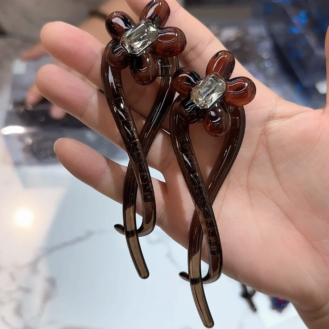 无非金属2个花朵钻扭扭夹
