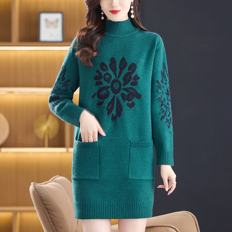 洋气时尚妈妈毛衣宽松大码半高领打底衫女秋冬长款针织连衣裙新款