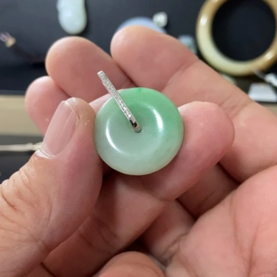 且***惜翡翠银S925镶嵌颈饰好看