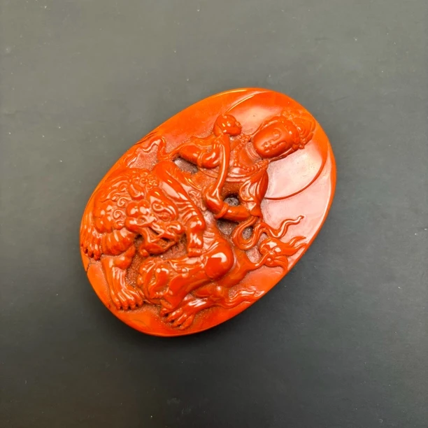南红 精工 雕刻 尺寸约70mmx49mm 整体约117克