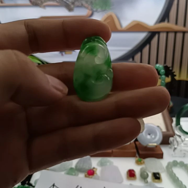 翡翠未镶嵌颈饰翡翠翡翠