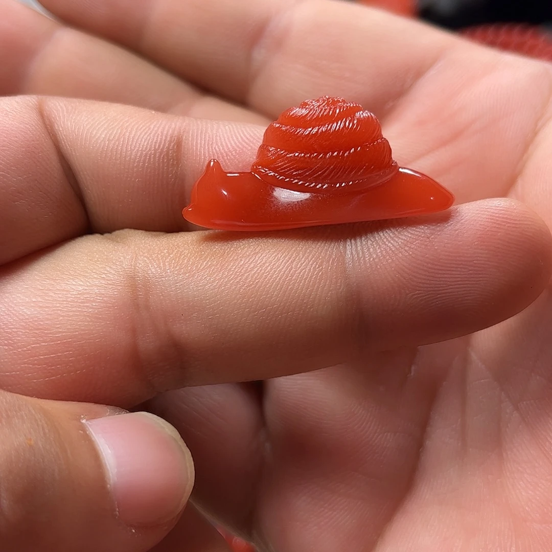 南红玛瑙未镶嵌蜗牛（安居乐业）