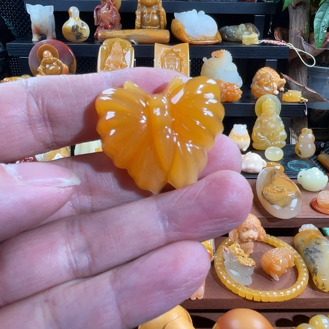 石英质玉（黄龙玉）未镶嵌挂件