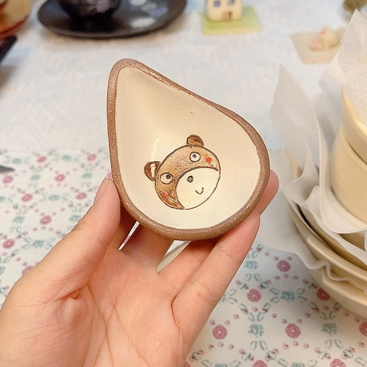 瓷片The first thing