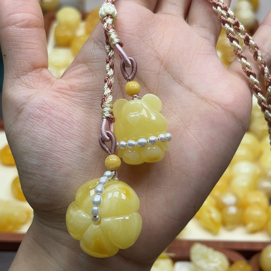 未镶嵌蜜蜡裸石蜜蜡