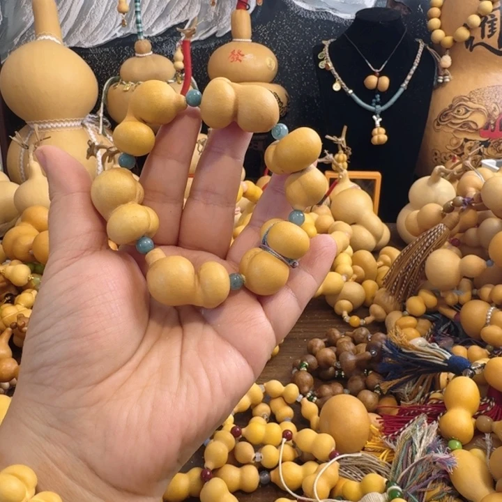 招****?金蟾手串一条，拍拍拍拍拍拍拍