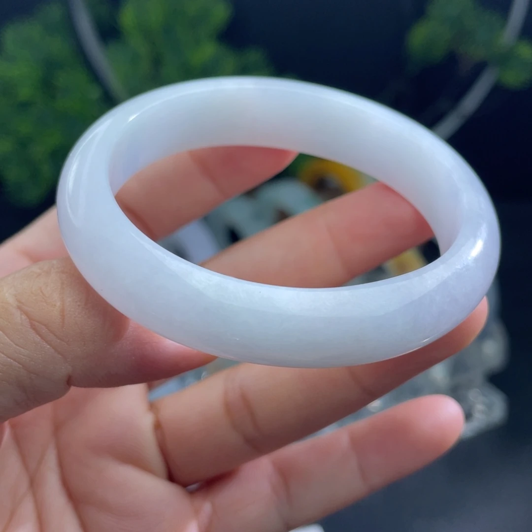 定制翡翠未镶嵌贵妃