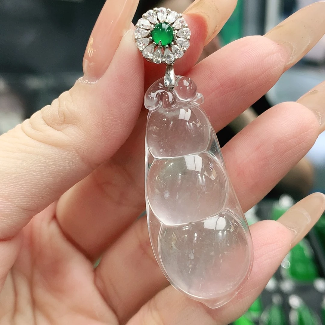 未镶嵌吊坠石英质玉