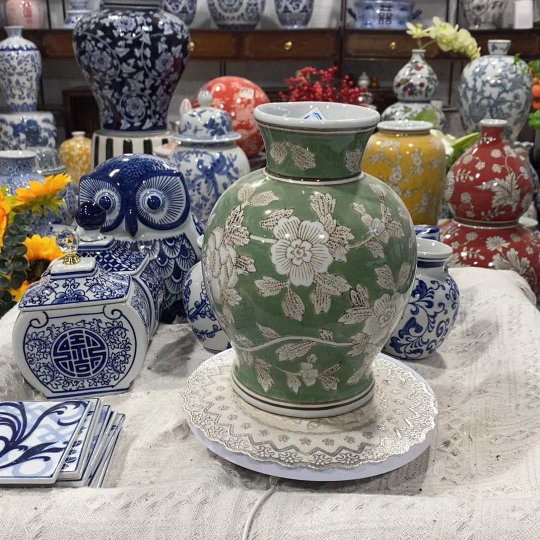 【闪购商品】摆件绿釉石榴花瓶摆件～