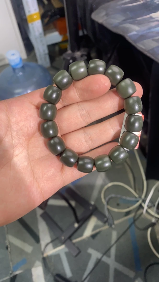 纯天然新疆和田玉喀拉喀什河沙枣青军绿卡14手串多样性发货