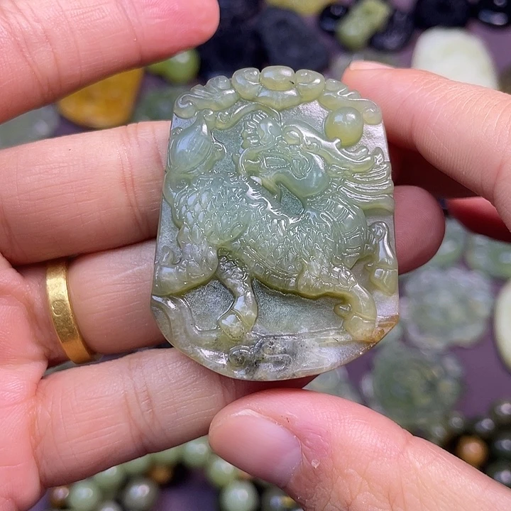 蛇纹石玉未镶嵌手链