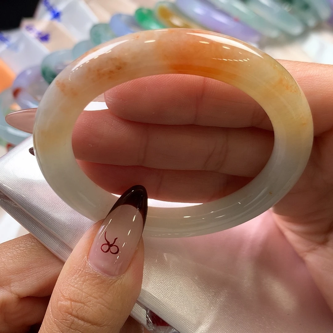 翡翠未镶嵌手镯（圆镯）63号冰胶红翡0包容