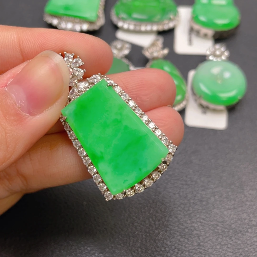 翡翠银S925镶嵌颈饰