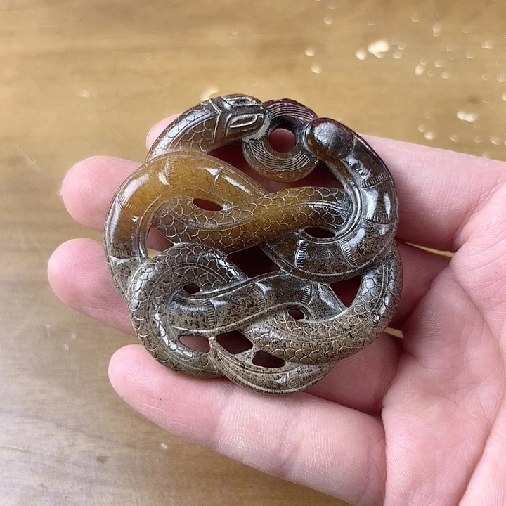 和田玉未镶嵌挂件龍**世