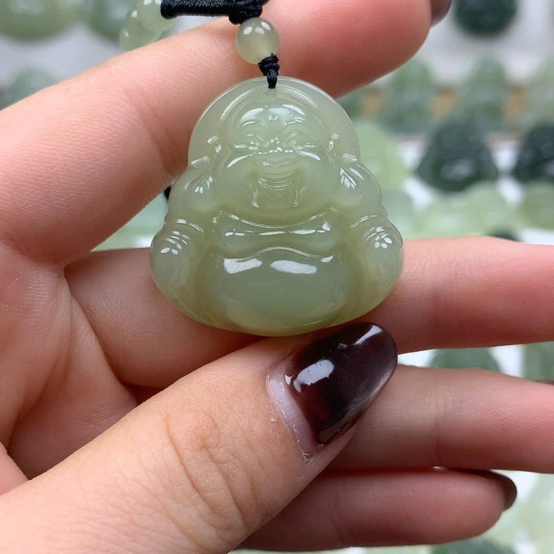 【闪购商品】颈饰未镶嵌和田玉